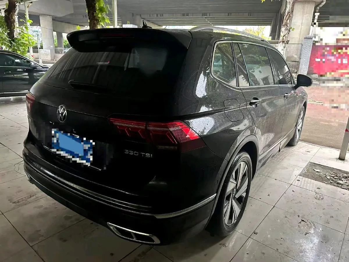 2023 Volkswagen Tiguan L 2.0T 186HP L4 7DCT,autocango,china used car exporter,china ev exporter,chinese used car exporter,chinese used ev exporter
