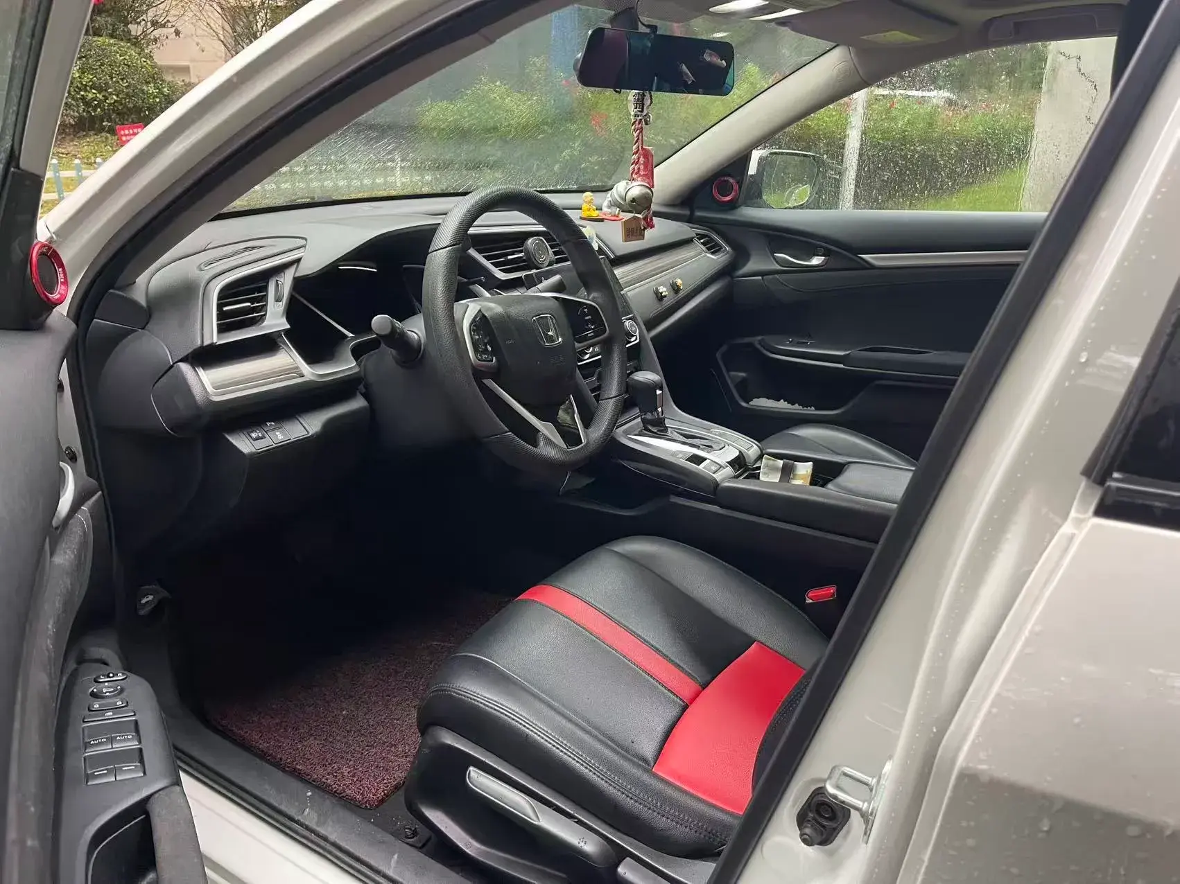 2019 HONDA CIVIC thumbnail 4