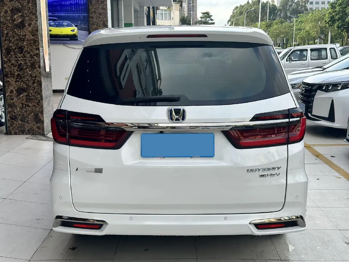 2022 Honda Odyssey 2.0L 146HP L4 E-CVT Hybrid,autocango,china used car exporter,china ev exporter,chinese used car exporter,chinese used ev exporter