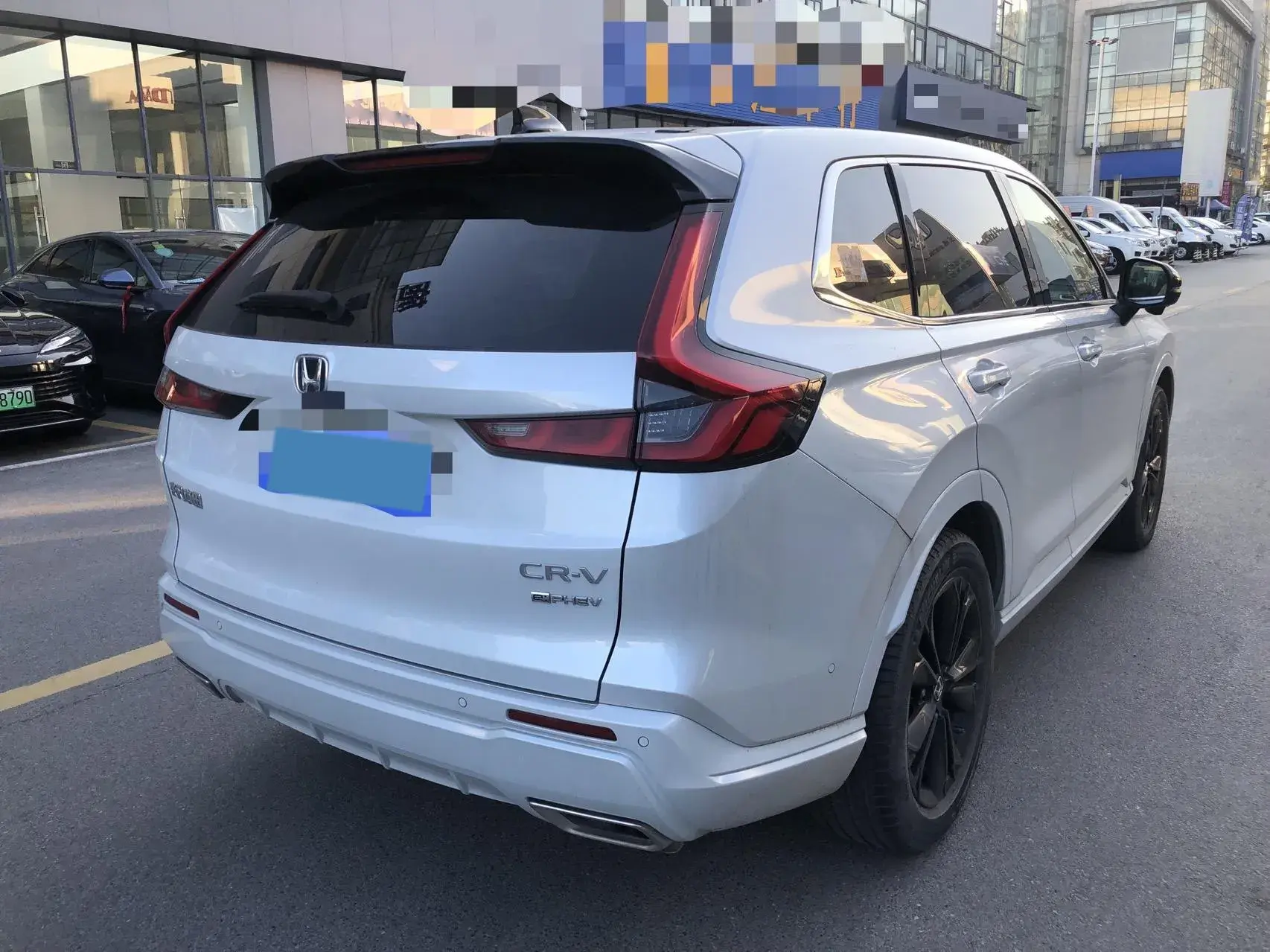 2023 HONDA CR-V thumbnail 4