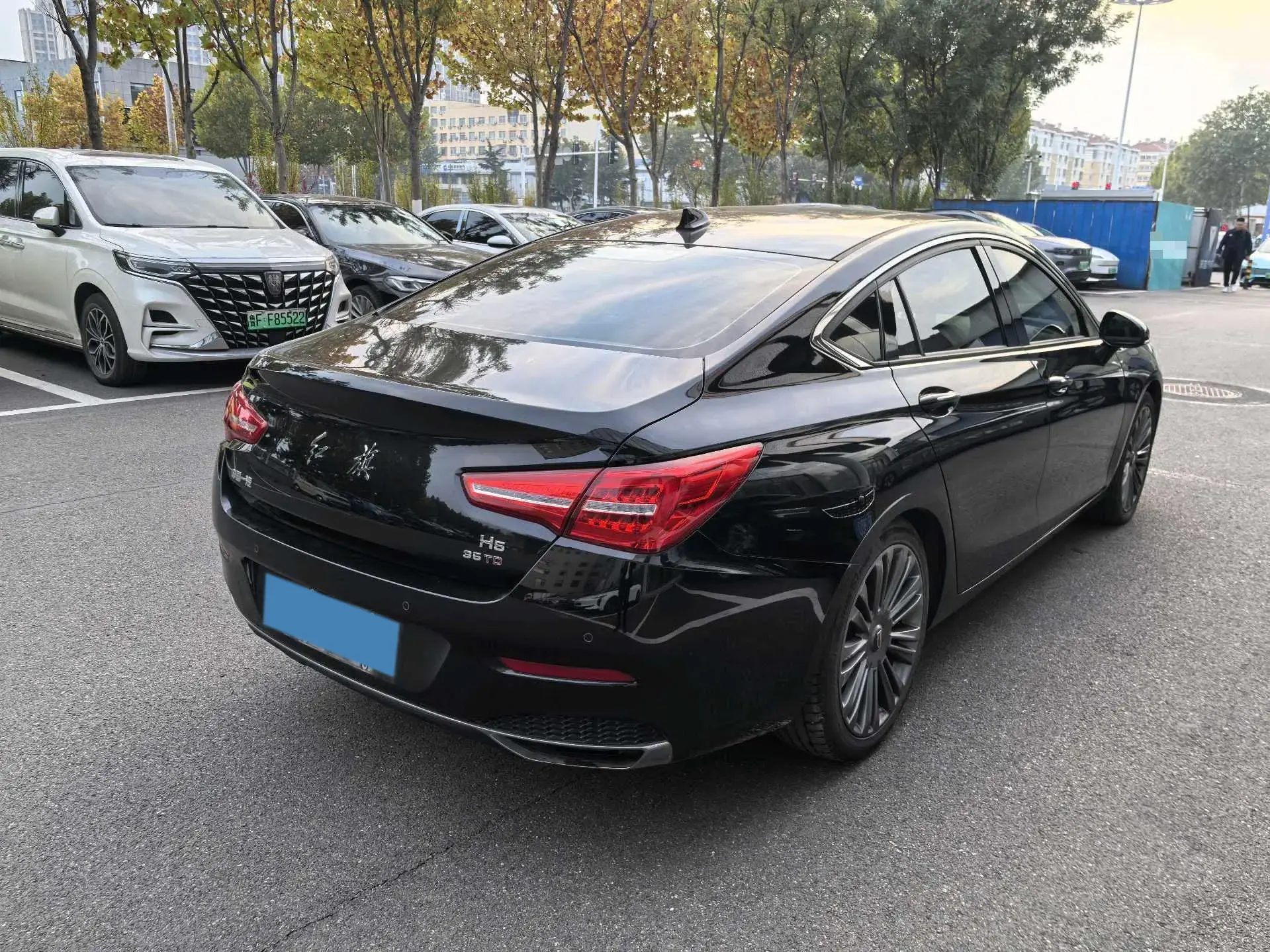 2020 HONGQI H5 thumbnail 4