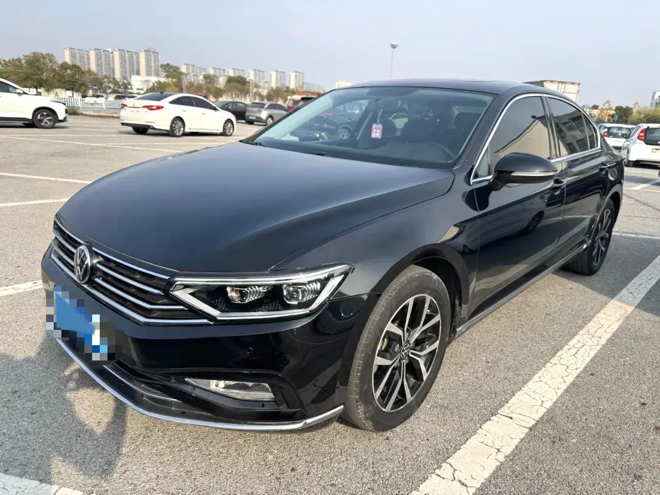 2020 VOLKSWAGEN MAGOTAN view 1