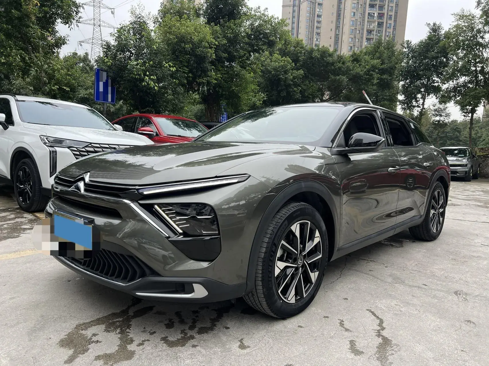 2022 CITROEN C5 view 1