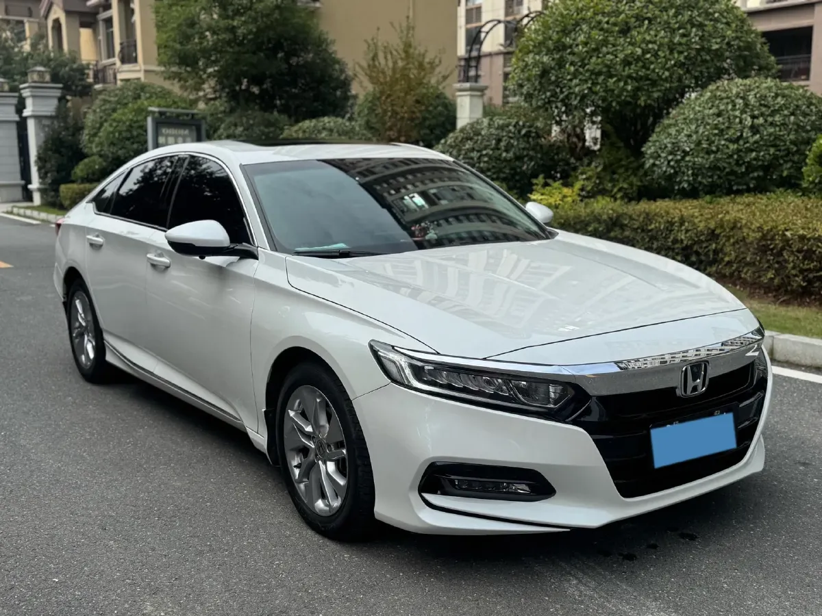 2018 Honda Accord 1.5T 194HP L4 CVT,autocango,china used car exporter,china ev exporter,chinese used car exporter,chinese used ev exporter