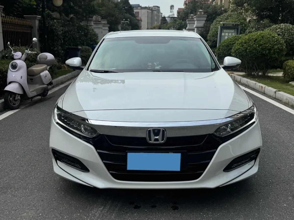 2018 Honda Accord 1.5T 194HP L4 CVT,autocango,china used car exporter,china ev exporter,chinese used car exporter,chinese used ev exporter