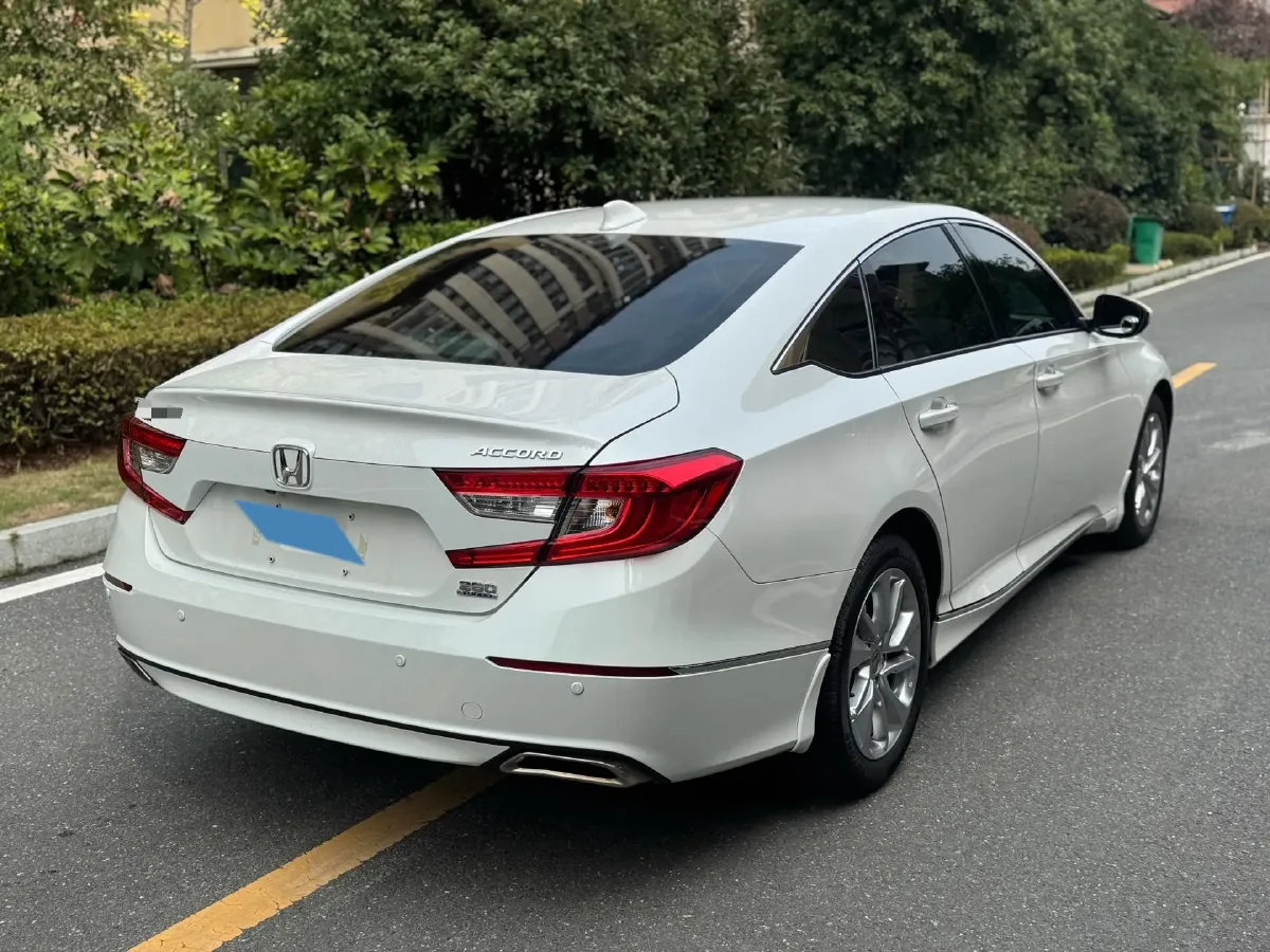 2018 Honda Accord 1.5T 194HP L4 CVT,autocango,china used car exporter,china ev exporter,chinese used car exporter,chinese used ev exporter