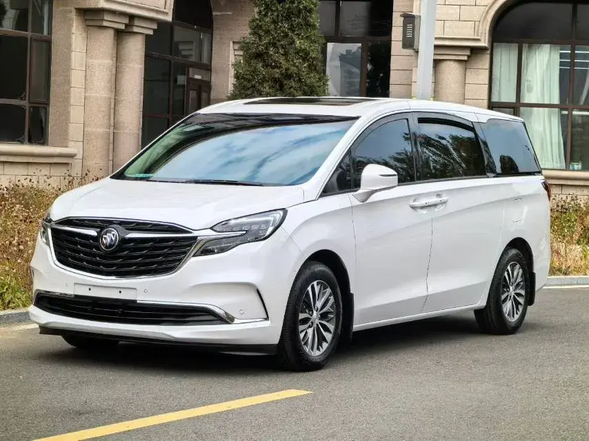 2023 BUICK GL8 view 1