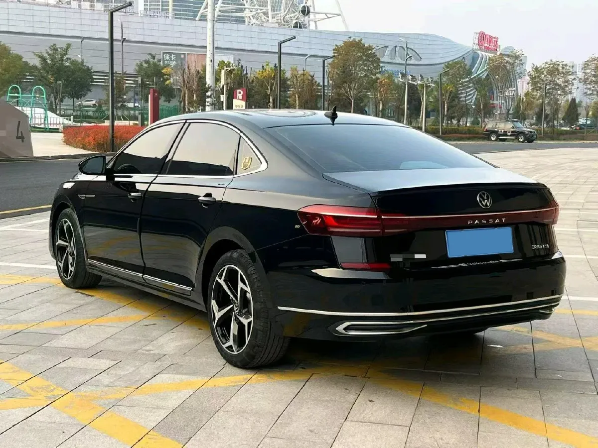 2022 Volkswagen Passat 2.0T 186HP L4 7DCT,autocango,china used car exporter,china ev exporter,chinese used car exporter,chinese used ev exporter