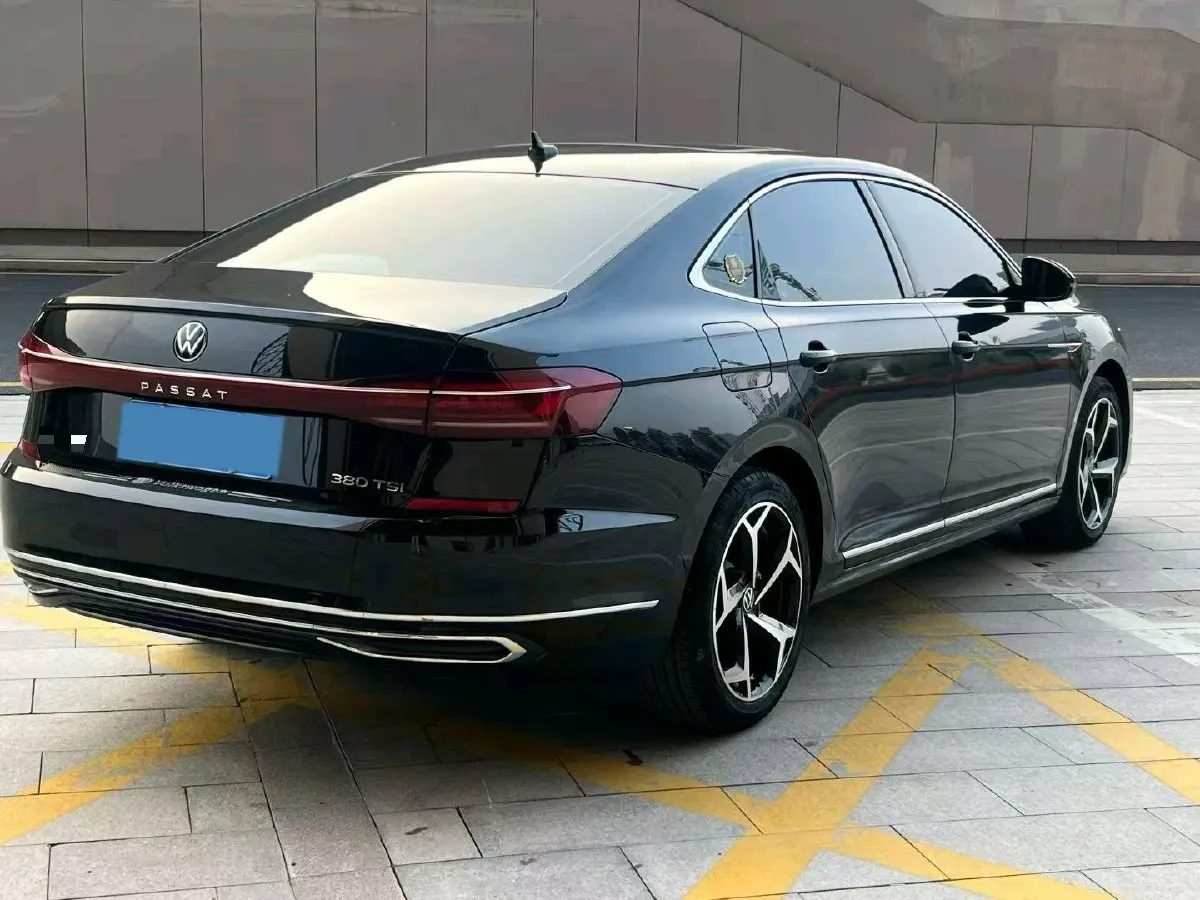2022 Volkswagen Passat 2.0T 186HP L4 7DCT,autocango,china used car exporter,china ev exporter,chinese used car exporter,chinese used ev exporter