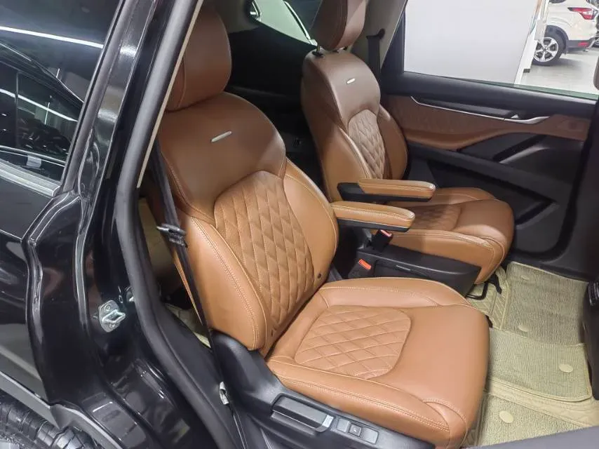 2021 MAXUS D90 Pro 2.0T 218HP L4 8AT,autocango,china used car exporter,china ev exporter,chinese used car exporter,chinese used ev exporter