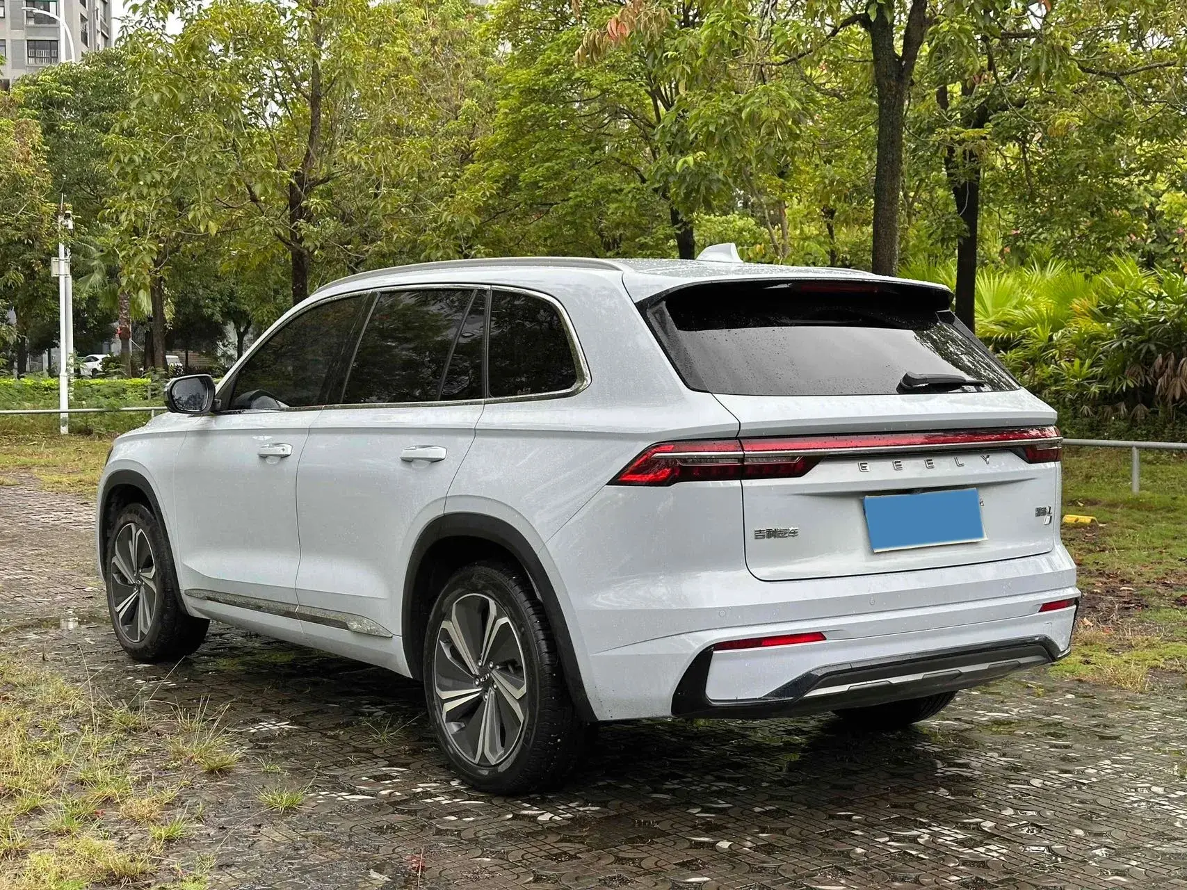 2022 GEELY MONJARO thumbnail 4