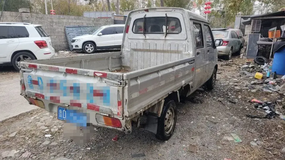 2015 WULING ZHIGUANG thumbnail 3