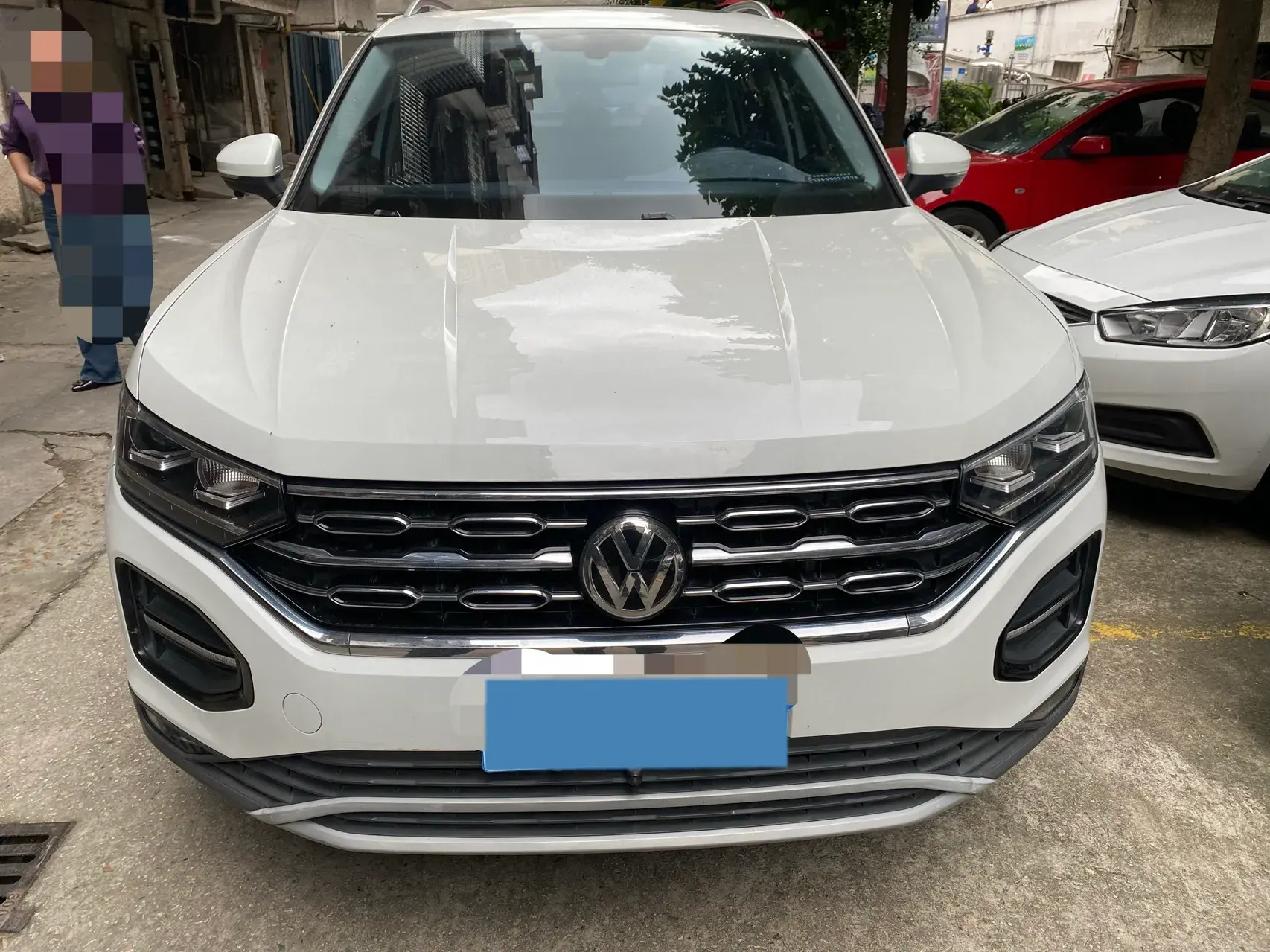 2019 VOLKSWAGEN TAYRON thumbnail 4