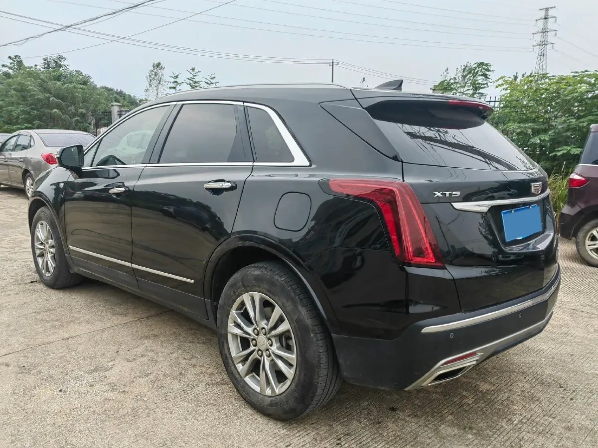 2021 Cadillac XT5 2.0T 237HP L4 9AT,autocango,china used car exporter,china ev exporter,chinese used car exporter,chinese used ev exporter