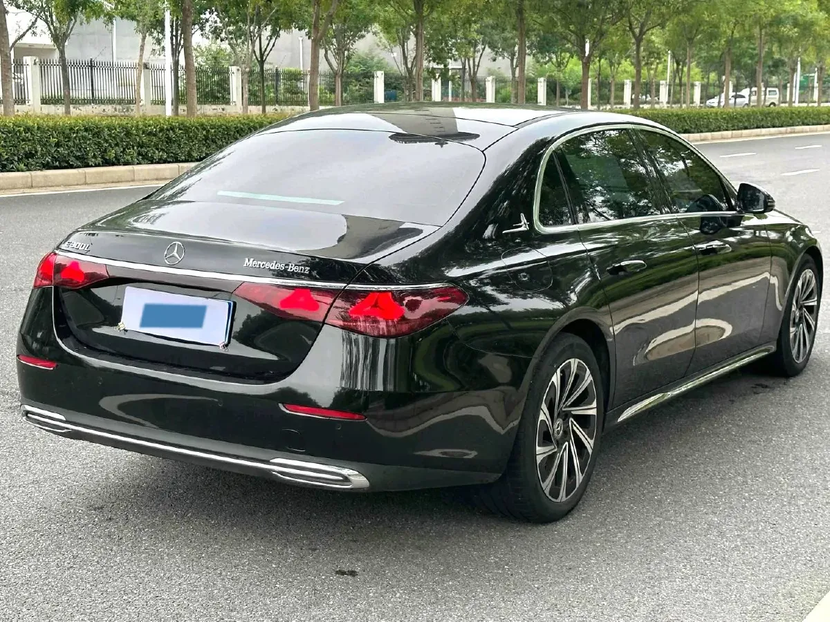 2025 Mercedes-Benz E Class 2.0T 258HP L4 9AT,autocango,china used car exporter,china ev exporter,chinese used car exporter,chinese used ev exporter