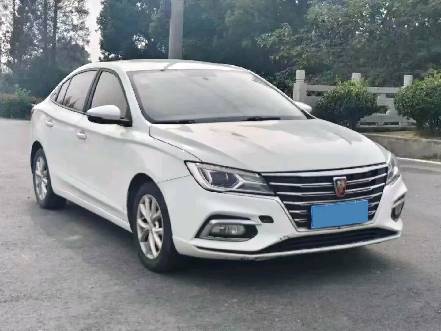 2019 ROEWE I5 thumbnail 2