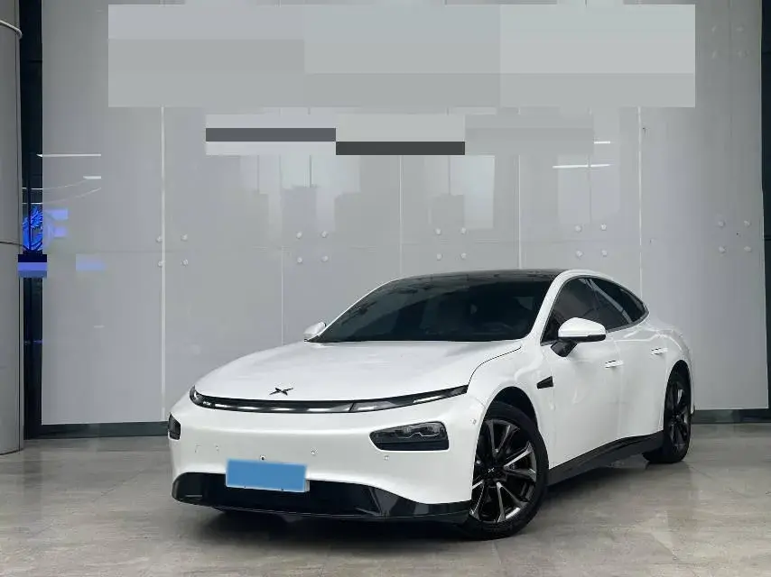 2020 XPENG P7 view 1