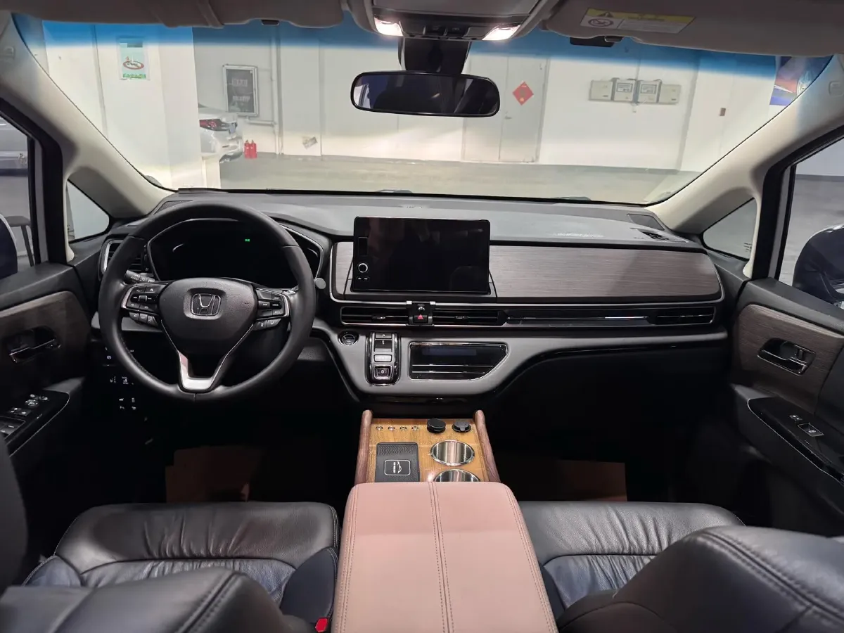 2022 Honda Odyssey 2.0L 146HP L4 E-CVT Hybrid,autocango,china used car exporter,china ev exporter,chinese used car exporter,chinese used ev exporter