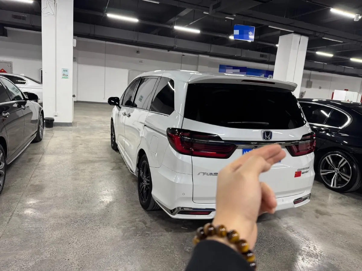 2022 Honda Odyssey 2.0L 146HP L4 E-CVT Hybrid,autocango,china used car exporter,china ev exporter,chinese used car exporter,chinese used ev exporter