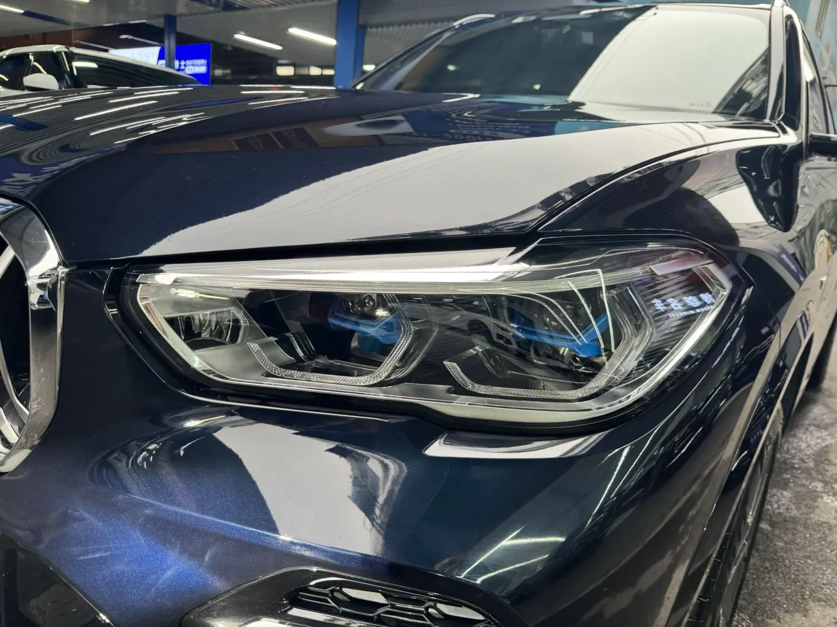 2022 BMW X5 thumbnail 4