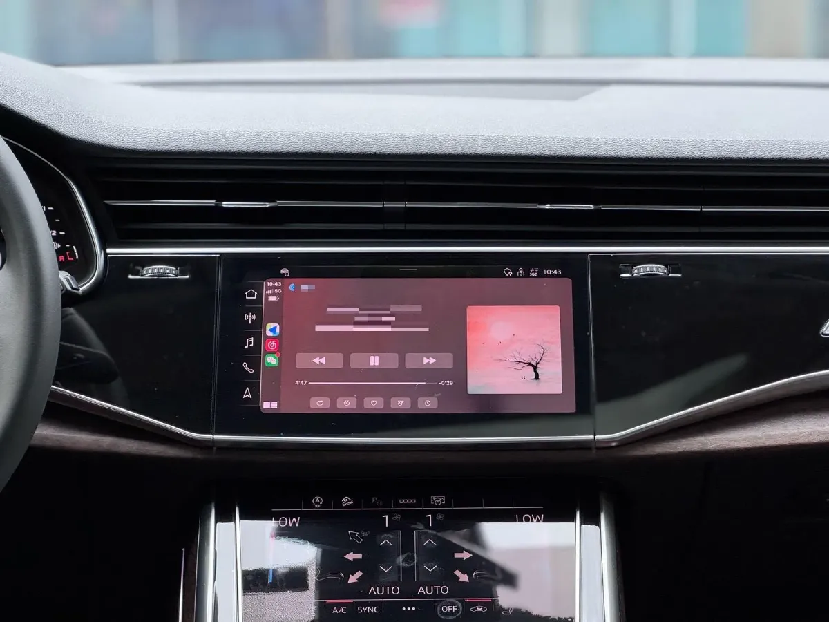 2023 Audi Q7 2.0T 265HP L4 8AT,autocango,china used car exporter,china ev exporter,chinese used car exporter,chinese used ev exporter