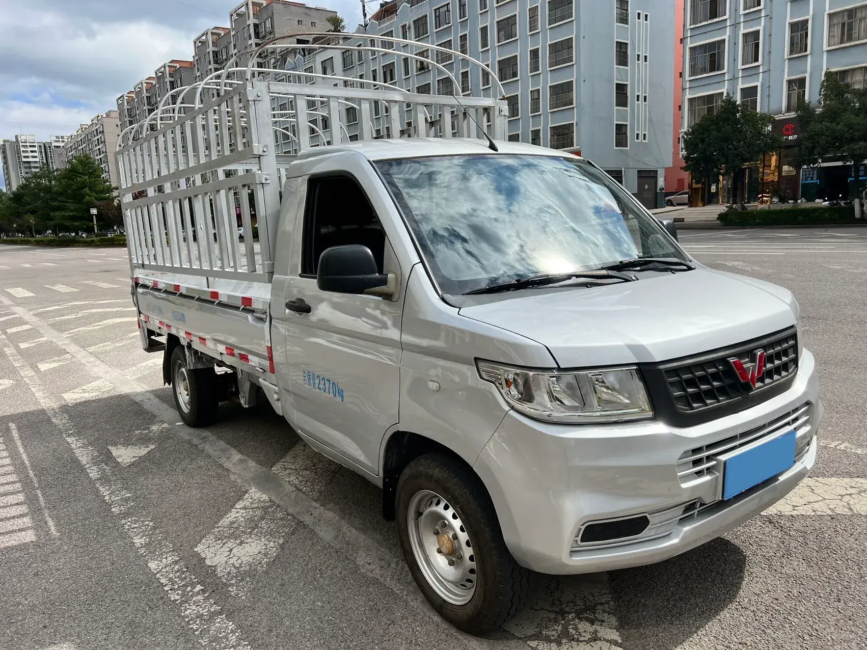 2019 WULING RONGGUANG thumbnail 3