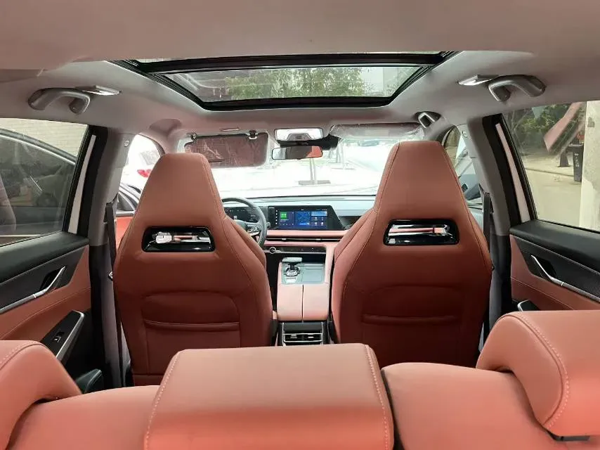 2025 ChangAn CS75 Plus 1.5T 188HP L4 8AT,autocango,china used car exporter,china ev exporter,chinese used car exporter,chinese used ev exporter