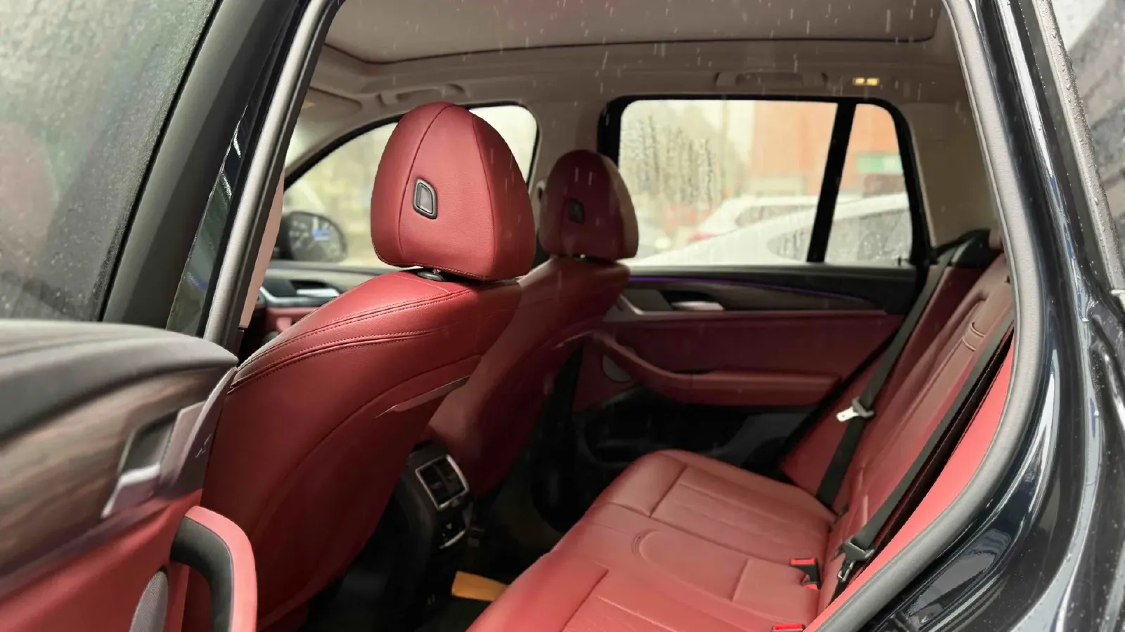 2022 BMW X3 2.0T 252HP L4 8AT,autocango,china used car exporter,china ev exporter,chinese used car exporter,chinese used ev exporter