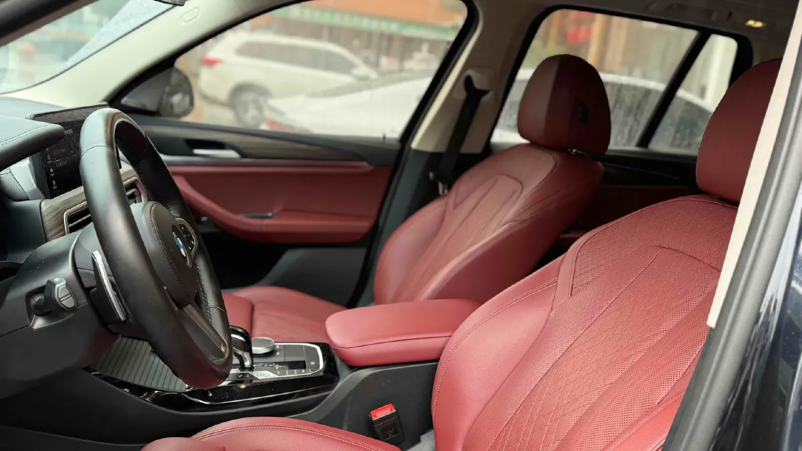 2022 BMW X3 2.0T 252HP L4 8AT,autocango,china used car exporter,china ev exporter,chinese used car exporter,chinese used ev exporter