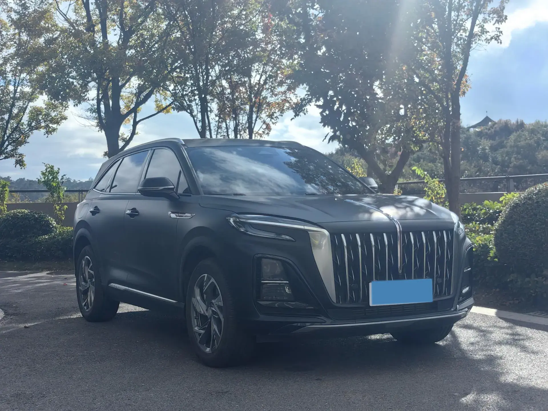 2024 HONGQI HS3 thumbnail 3