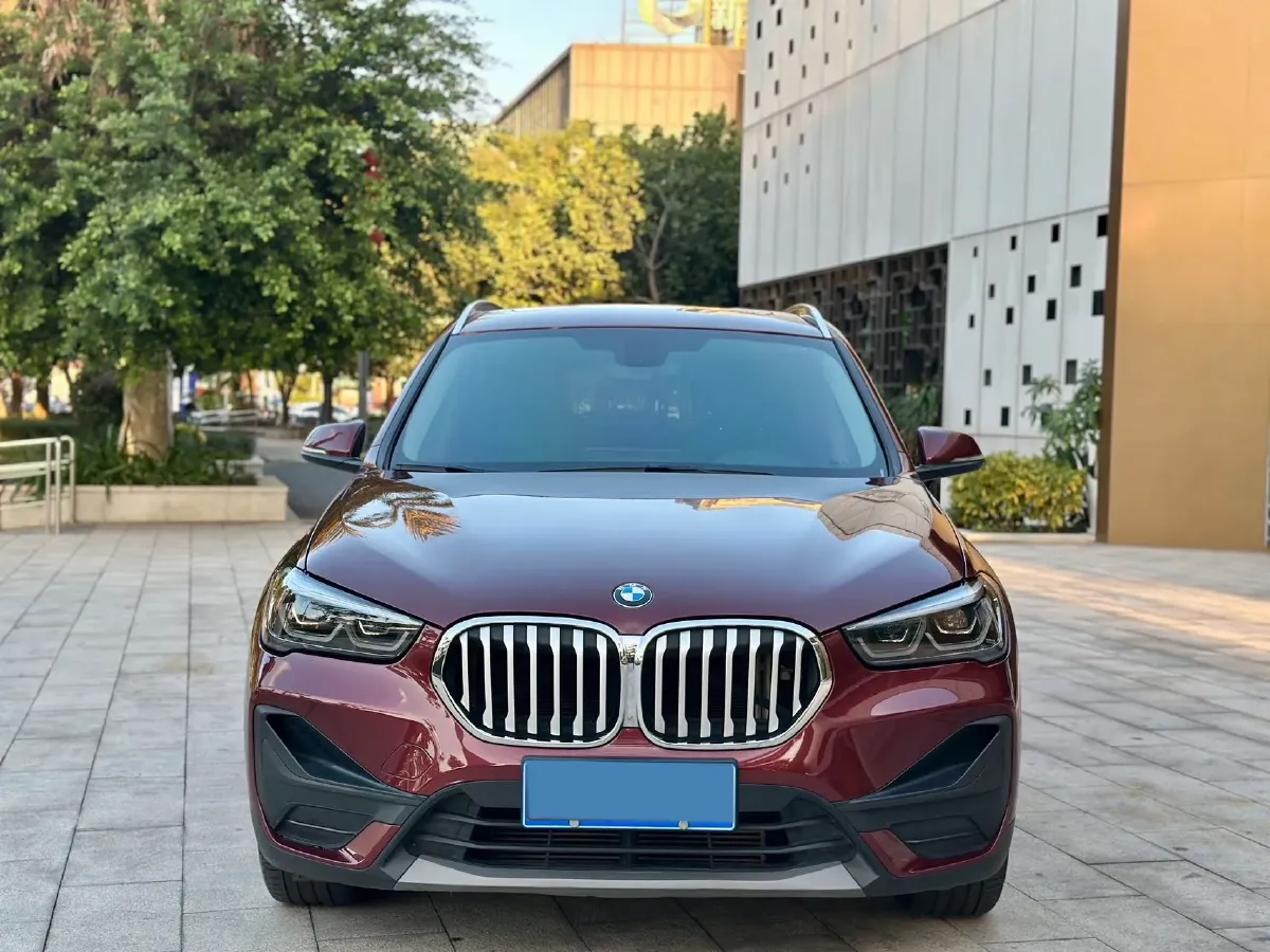 2022 BMW X1 1.5T 140HP L3 7DCT,autocango,china used car exporter,china ev exporter,chinese used car exporter,chinese used ev exporter
