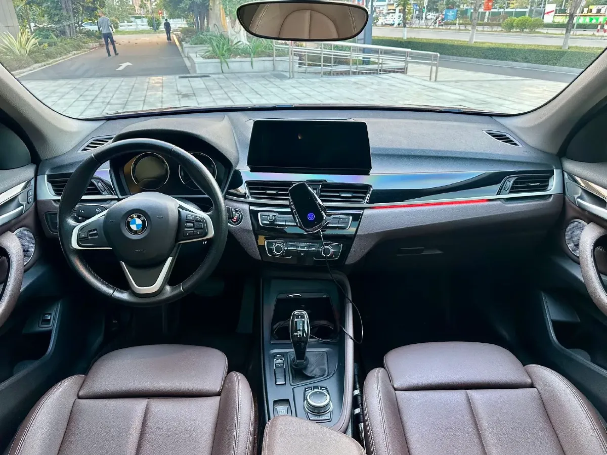 2022 BMW X1 1.5T 140HP L3 7DCT,autocango,china used car exporter,china ev exporter,chinese used car exporter,chinese used ev exporter
