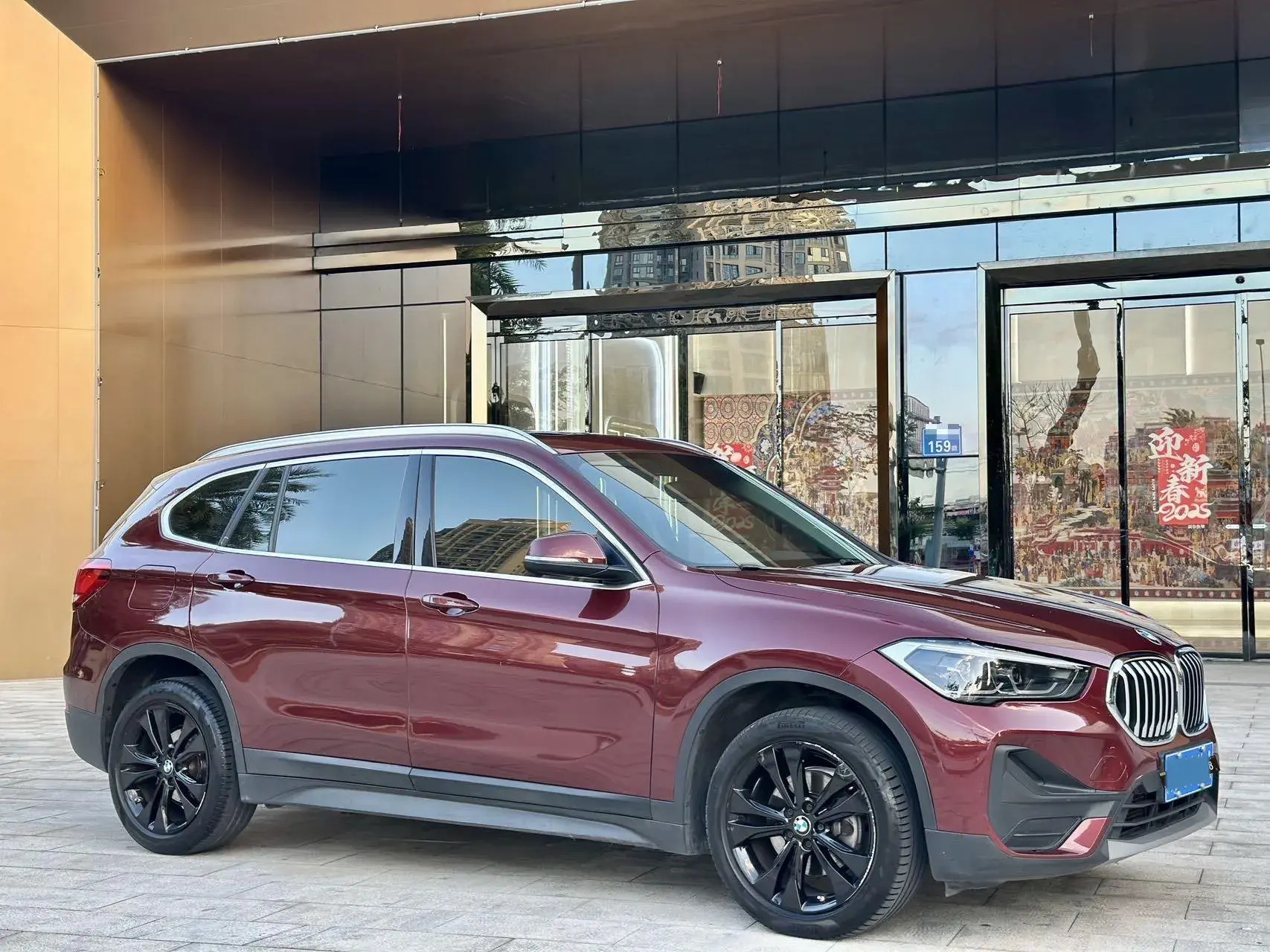 2022 BMW X1 thumbnail 3