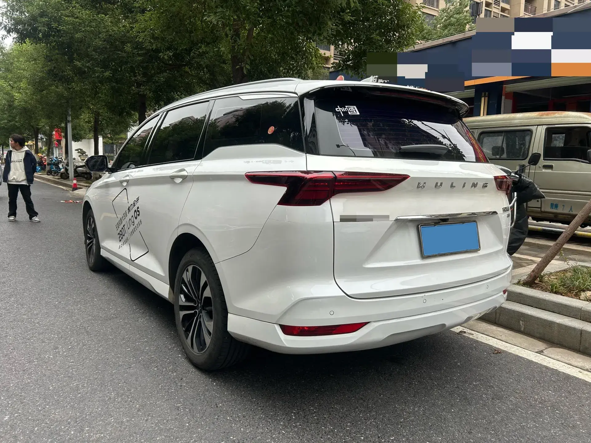 2022 WULING KAIJIE thumbnail 4