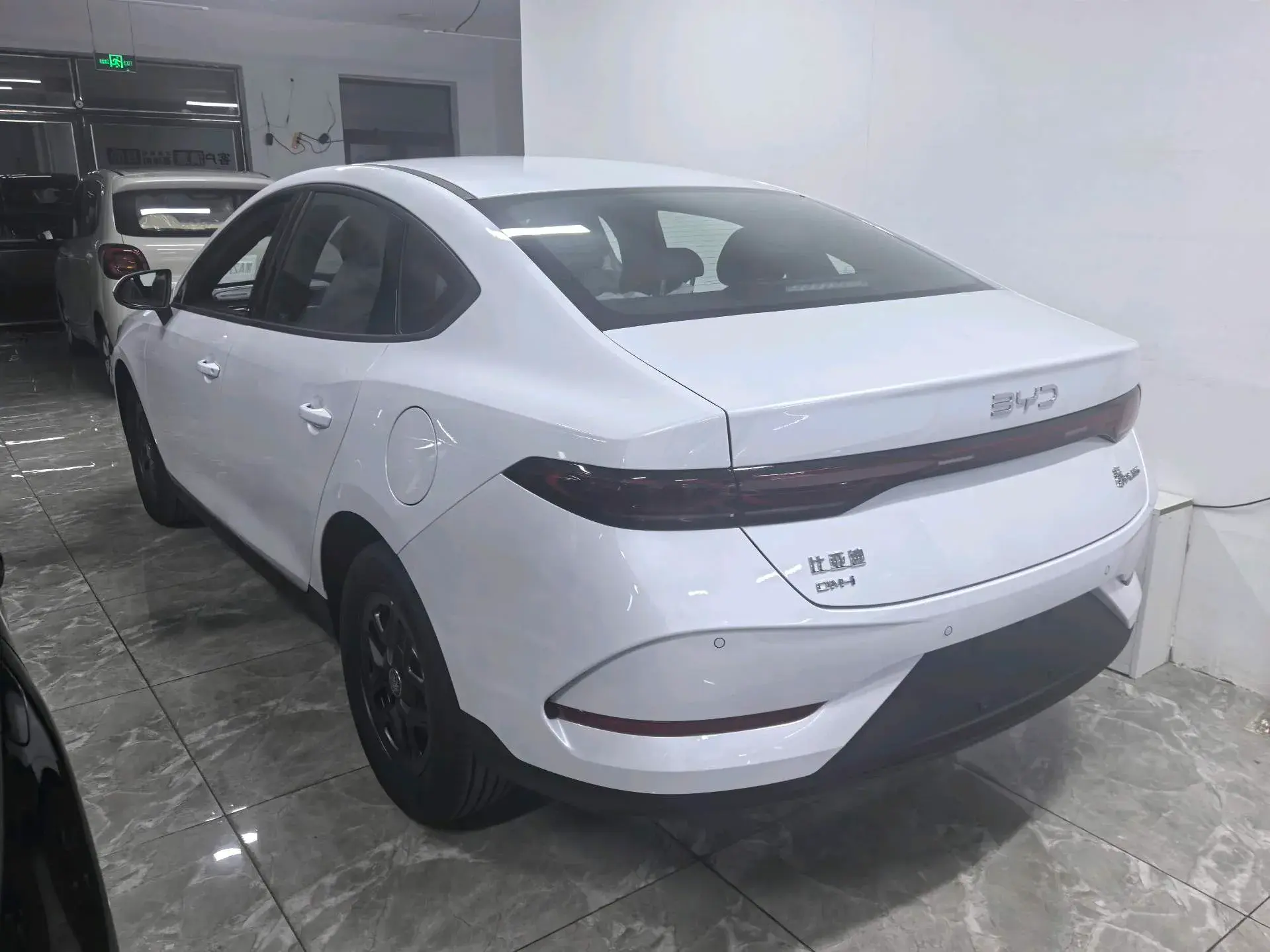 2025 BYD QIN thumbnail 4