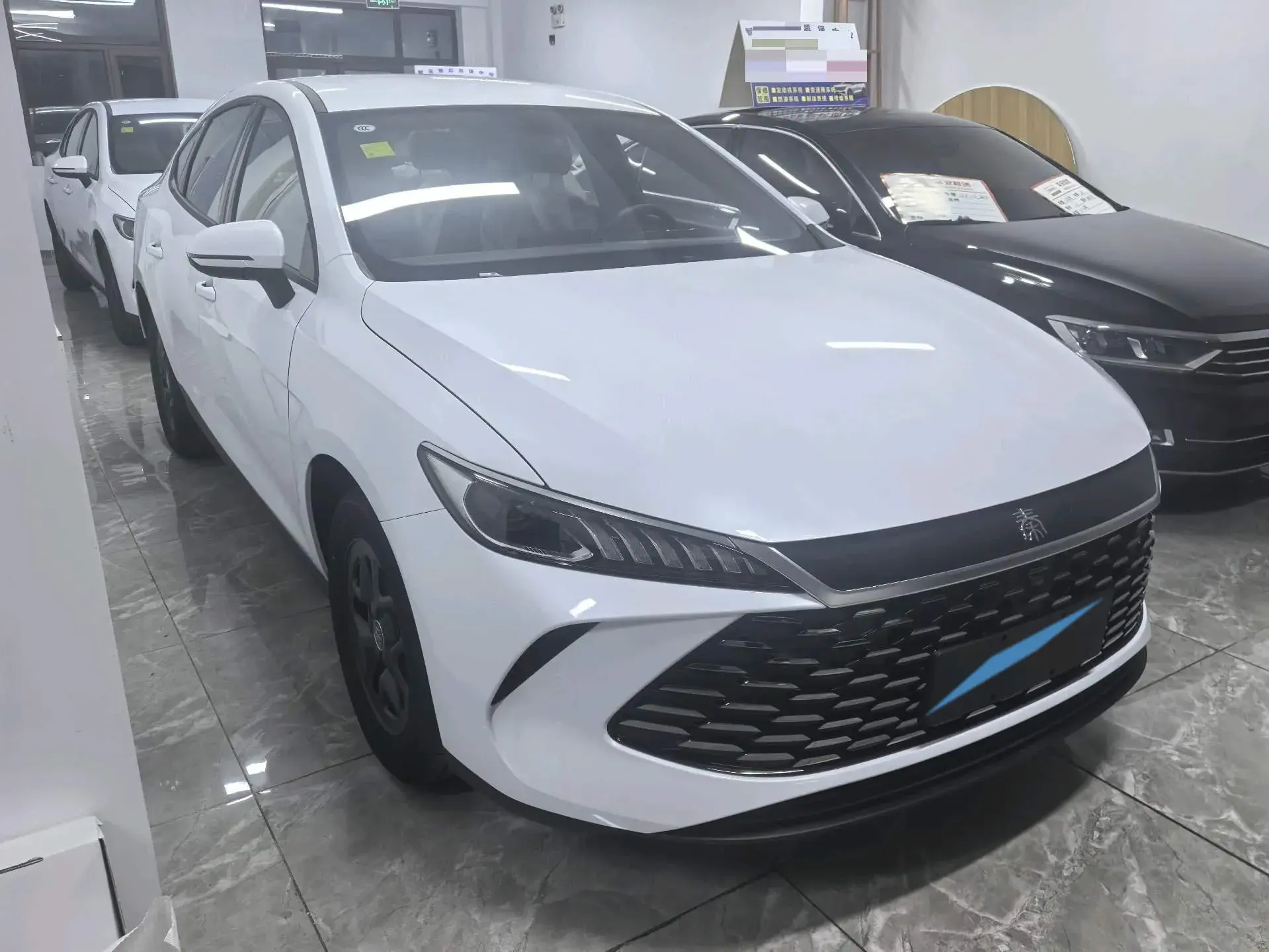 2025 BYD QIN thumbnail 3