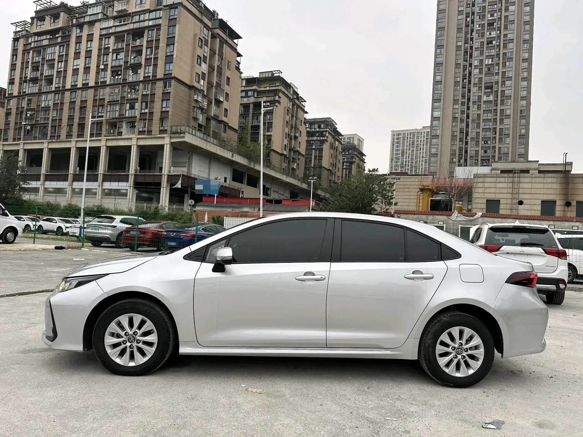 2022 TOYOTA COROLLA thumbnail 4