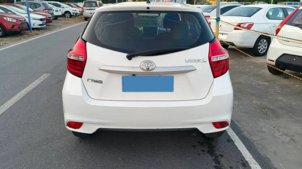 2017 Toyota Yaris L 1.5L 107HP L4 CVT,autocango,china used car exporter,china ev exporter,chinese used car exporter,chinese used ev exporter