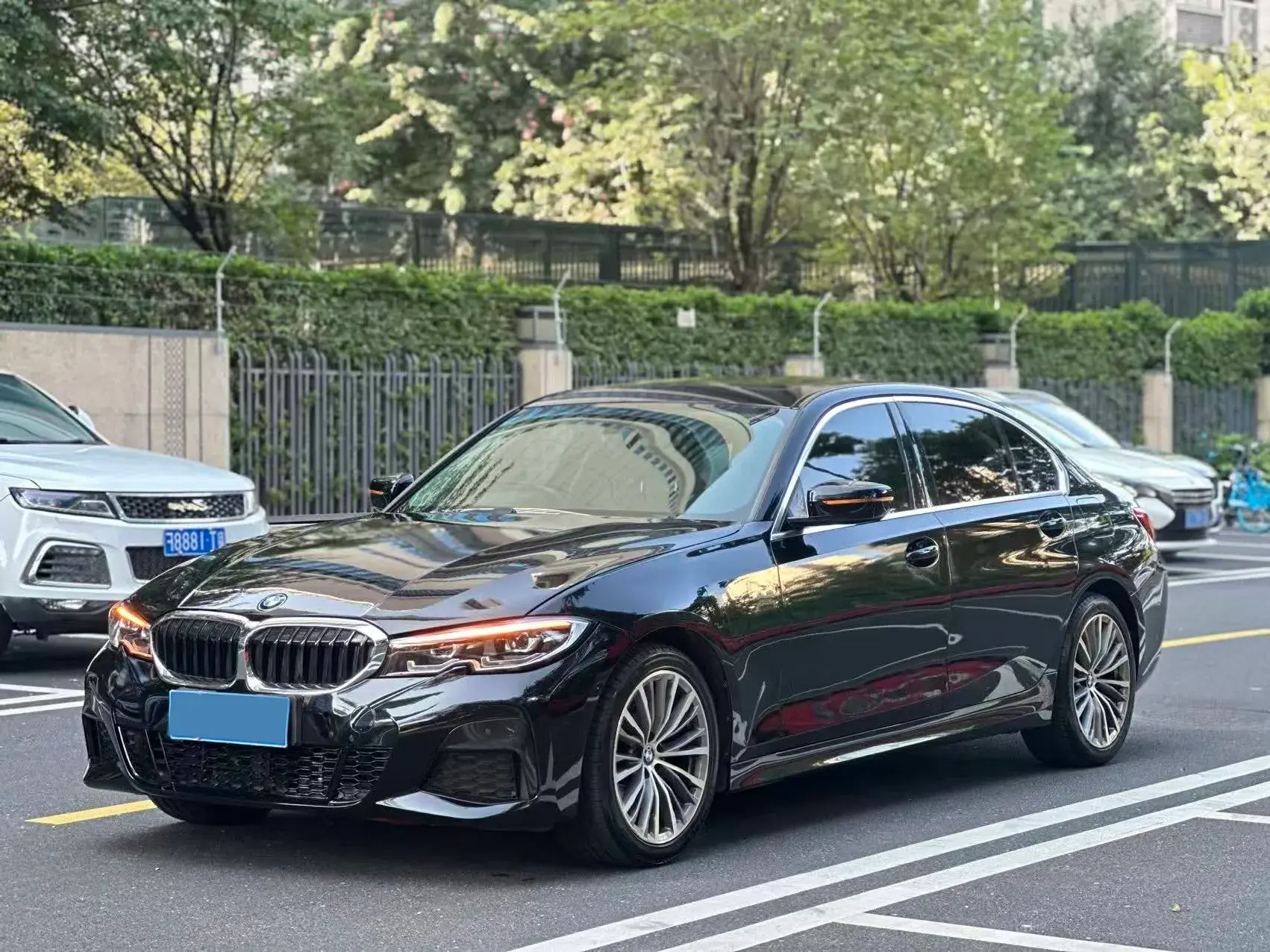 2020 BMW 3 view 1