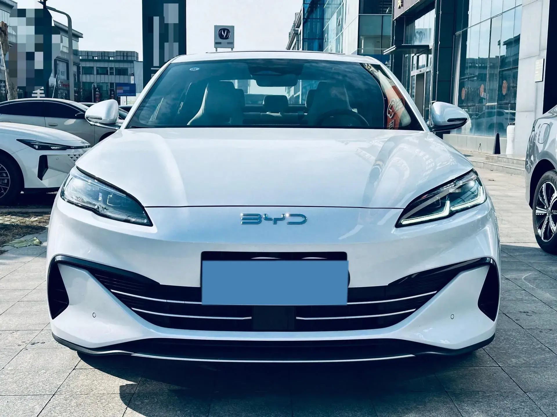 2024 BYD SEAL thumbnail 2