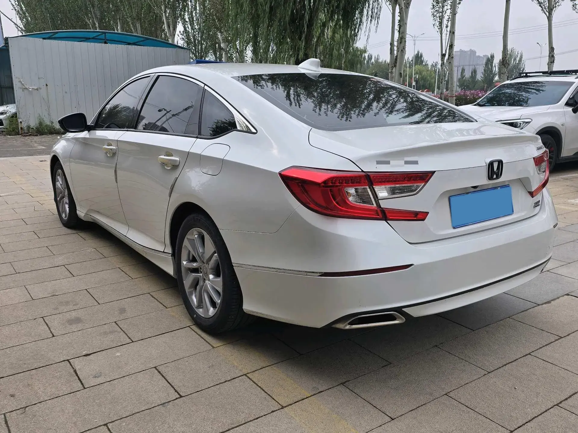 2018 HONDA ACCORD thumbnail 4