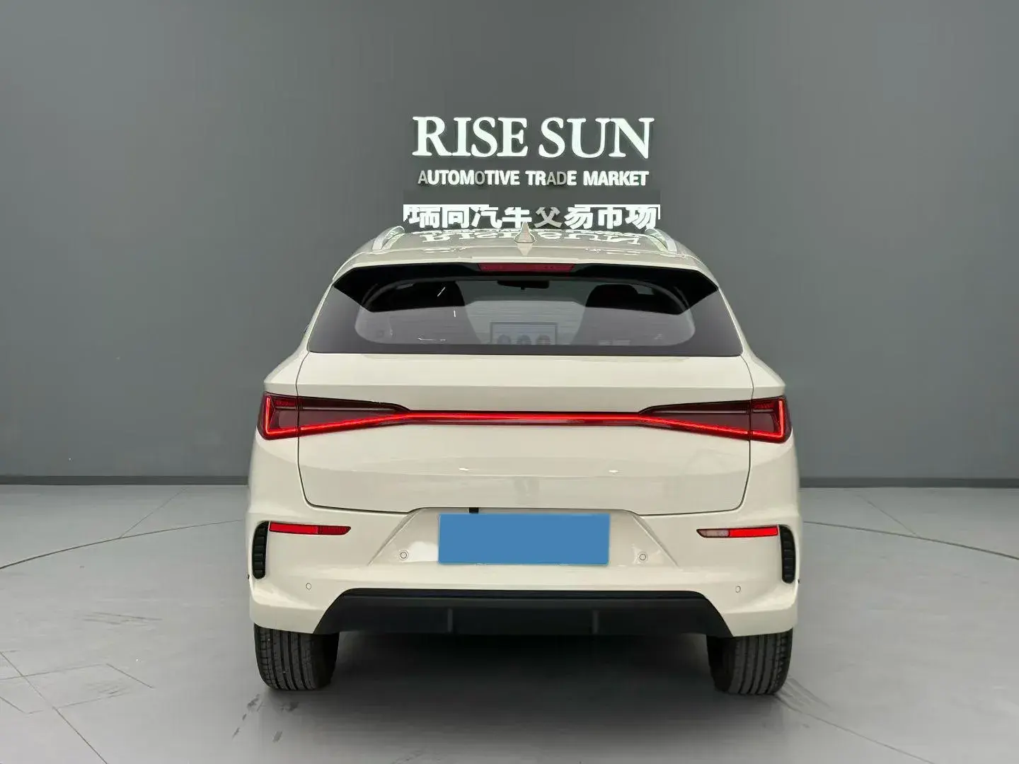 2023 BYD E2 thumbnail 2