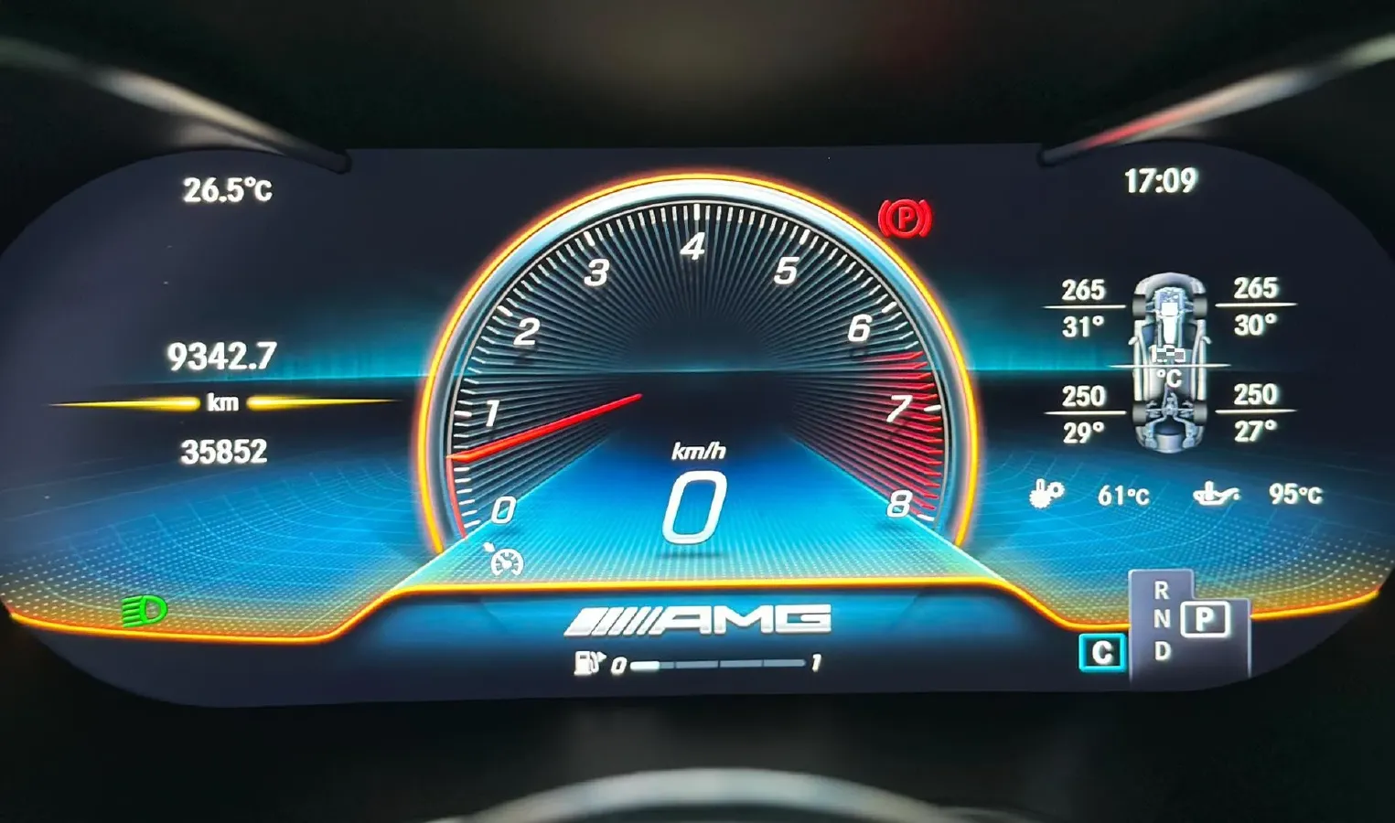 2023 Mercedes-Benz C AMG 3.0T 390HP V6 9AT,autocango,china used car exporter,china ev exporter,chinese used car exporter,chinese used ev exporter