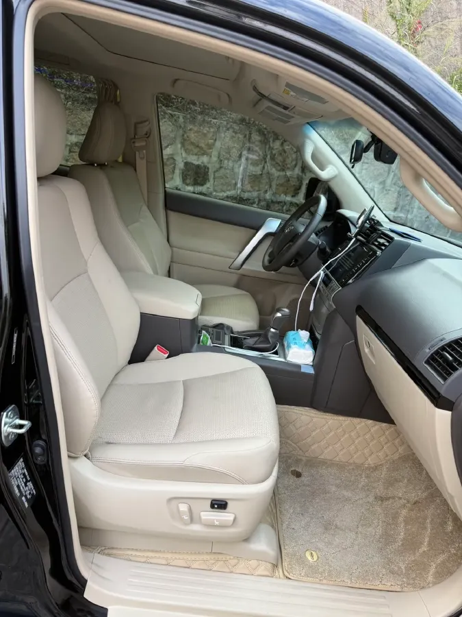 2023 Iveco DeYi 2.5T 122HP L4 6AT,autocango,china used car exporter,china ev exporter,chinese used car exporter,chinese used ev exporter