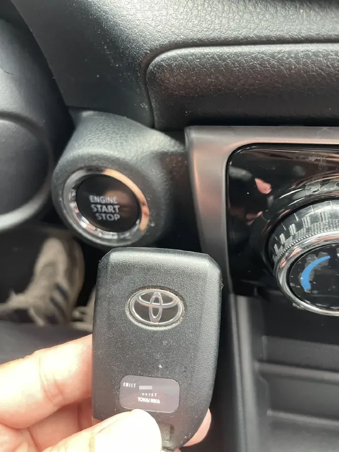 2022 Toyota Yaris L 1.5L 112HP L4 CVT,autocango,china used car exporter,china ev exporter,chinese used car exporter,chinese used ev exporter