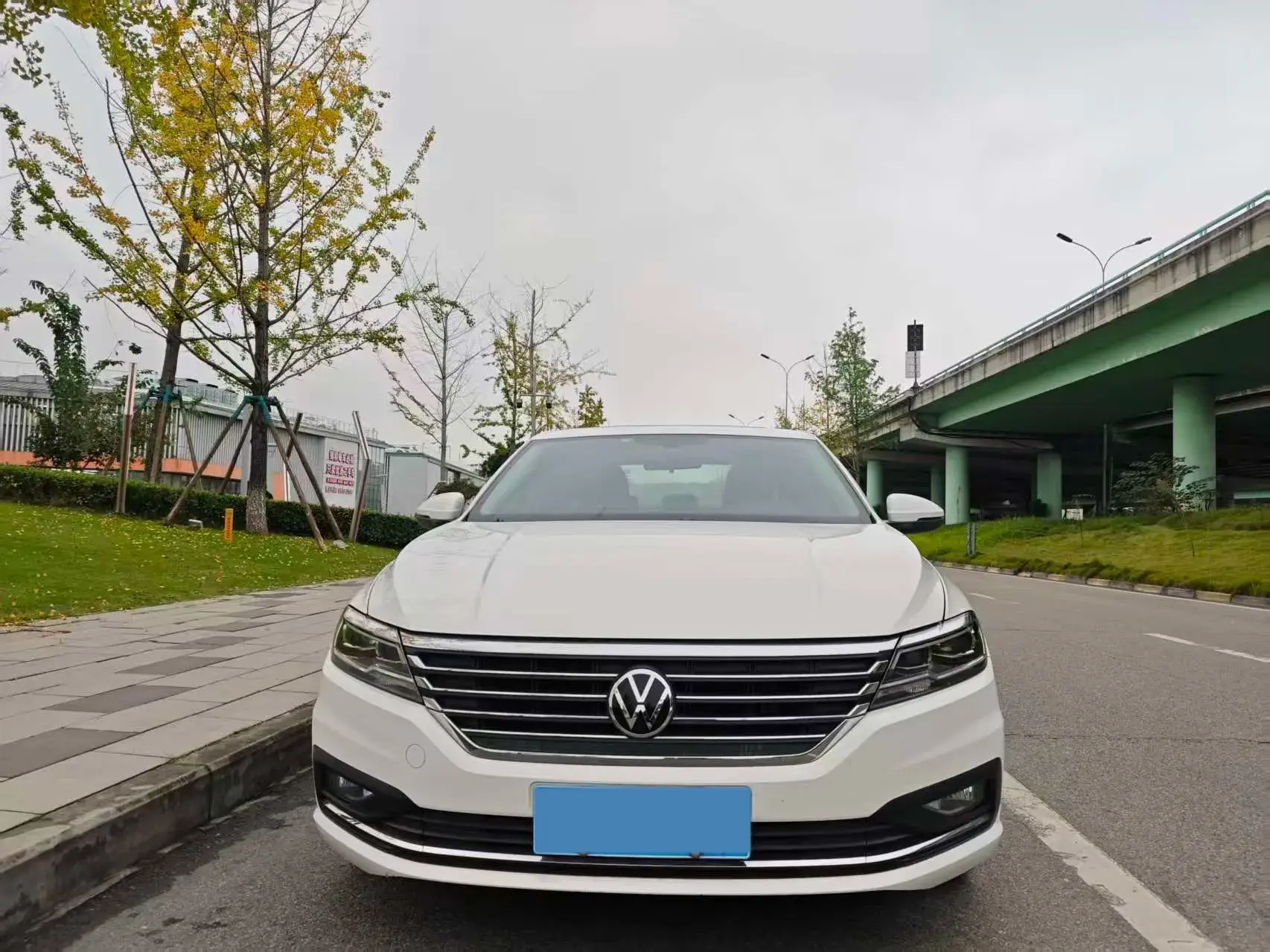 2022 VOLKSWAGEN LAVIDA thumbnail 2