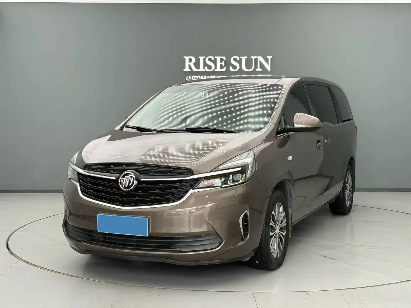 2021 BUICK GL8 view 1