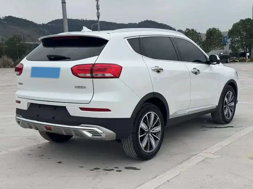 2021 HAVAL H6 thumbnail 3