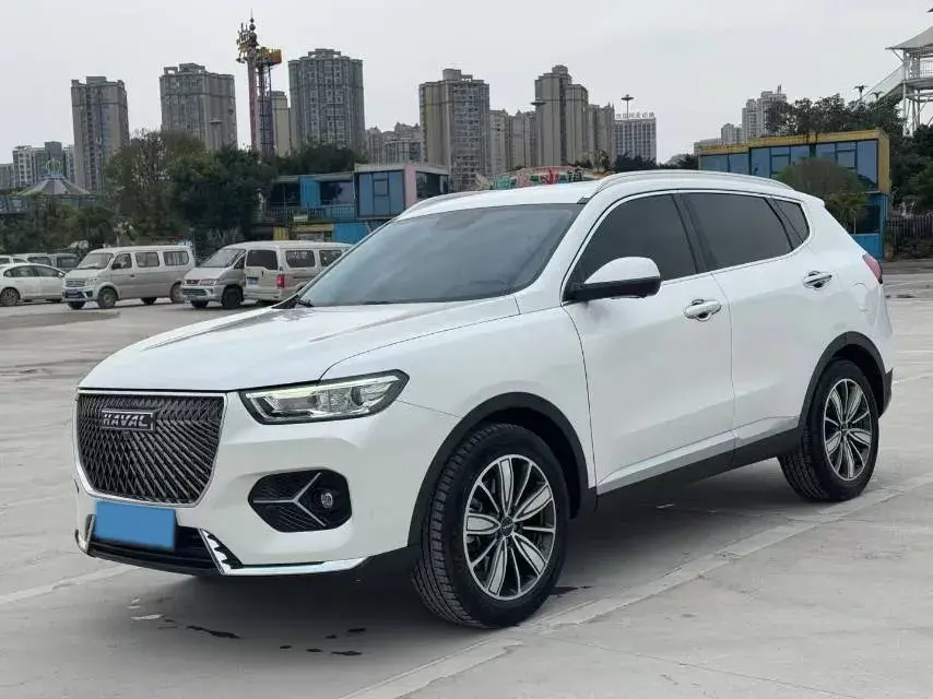 2021 HAVAL H6 view 1