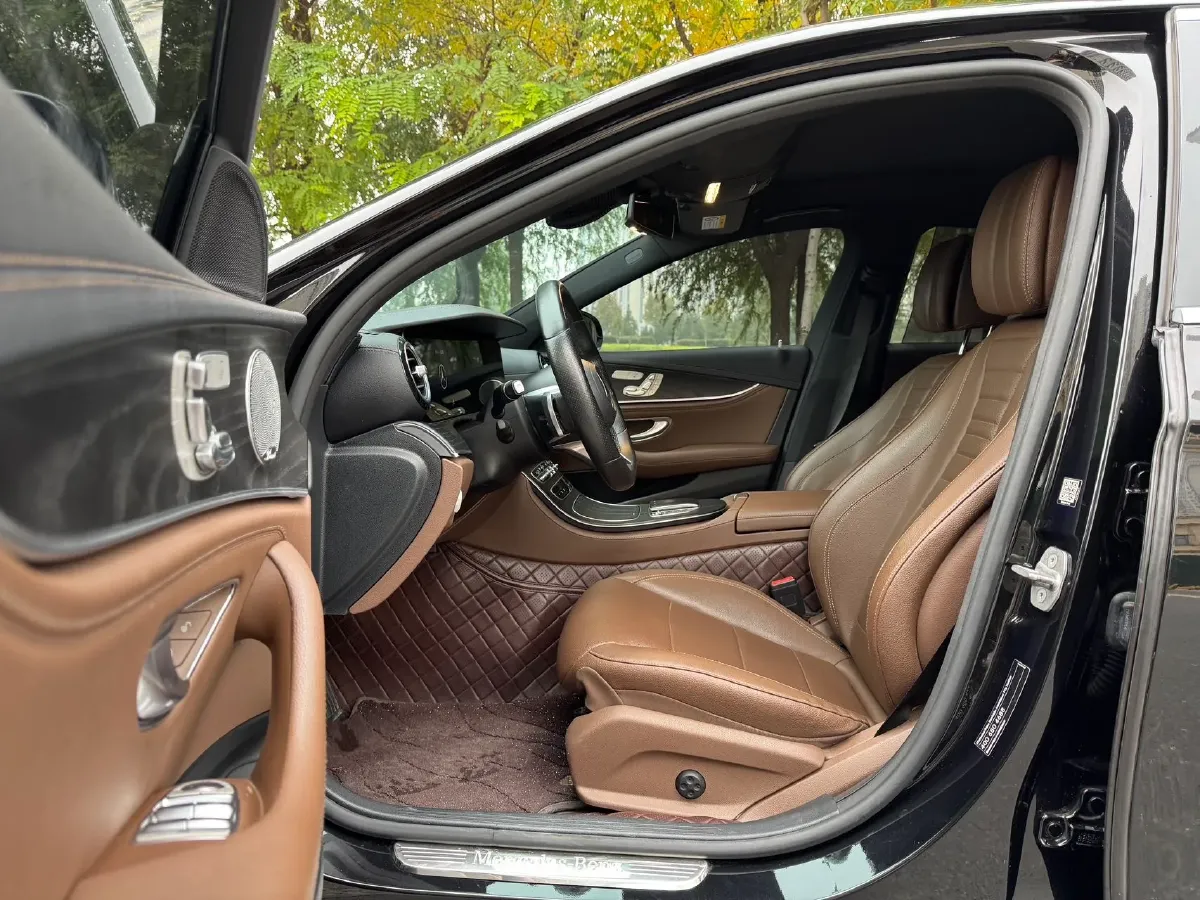 2021 Mercedes-Benz E Class 2.0T 258HP L4 9AT,autocango,china used car exporter,china ev exporter,chinese used car exporter,chinese used ev exporter